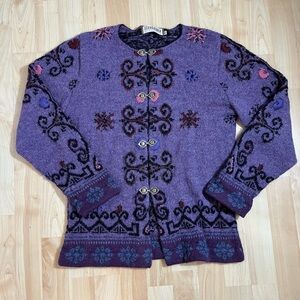 Island Alpaca Women’s Sweater 100% Alpaca Purple Metal Clasp Sz Medium